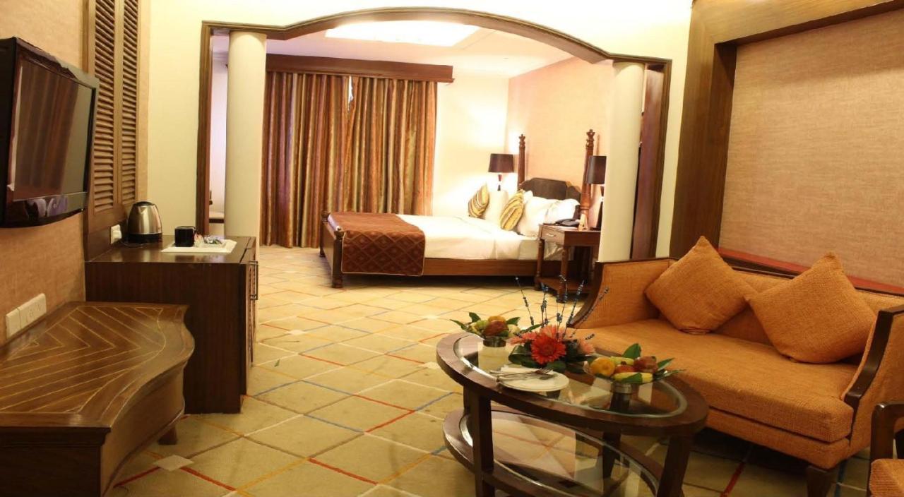 Godwin Haridwar Hotel Kültér fotó