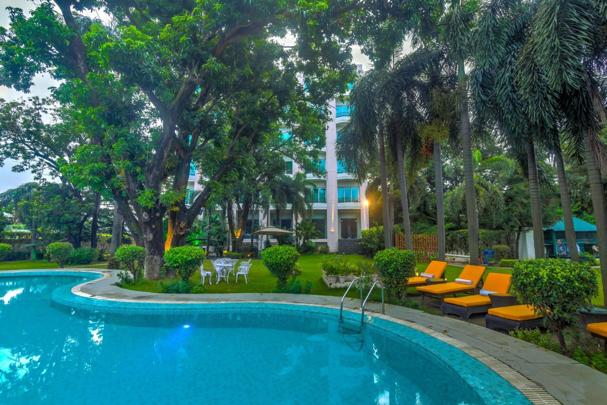 Godwin Haridwar Hotel Kültér fotó